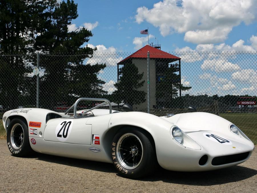  Lola T70 Spyder (Mk II) 1966 года  (фото 3 из 21)